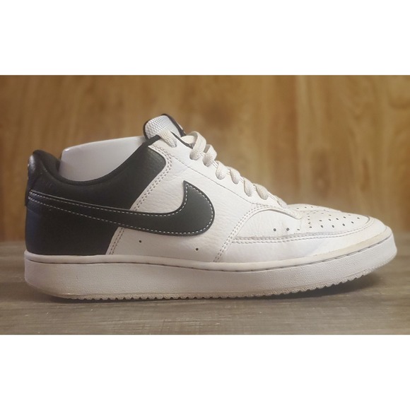 Nike Court Vision Low Sneakers Women's Size 8.5 Black White - Picture 1 of 12
